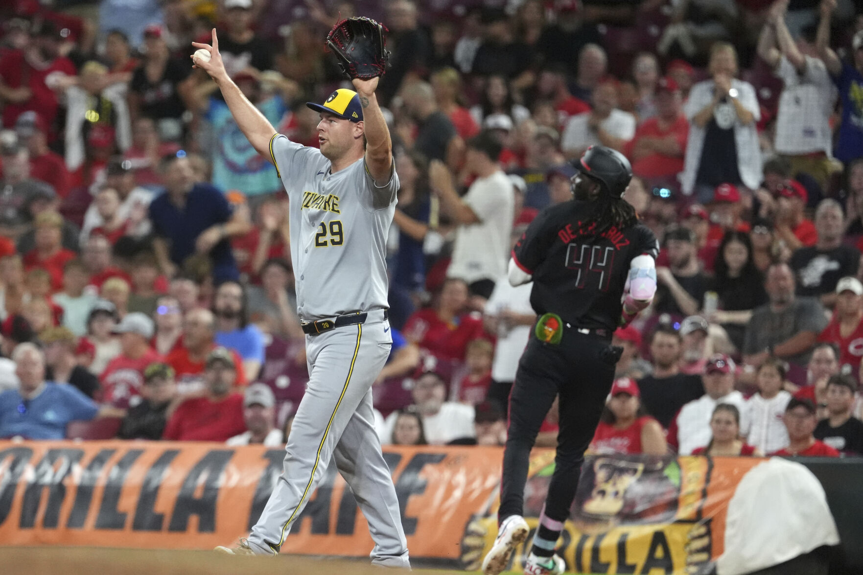Brewers Reds Baseball